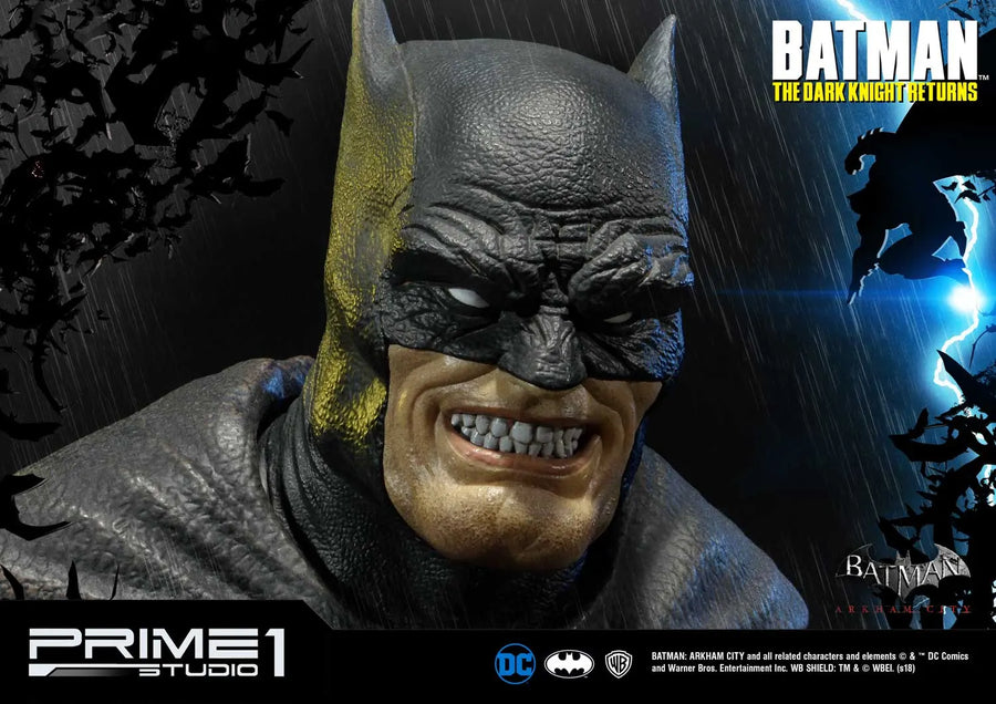 Batman (Regular Version) Batman: Arkham City (The Dark Knight Returns) – Prime1Studio – ActionFigure Brasil