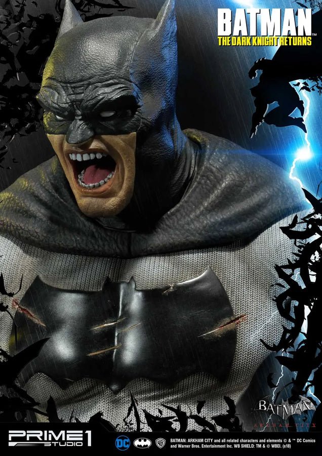 Batman (Regular Version) Batman: Arkham City (The Dark Knight Returns) – Prime1Studio – ActionFigure Brasil
