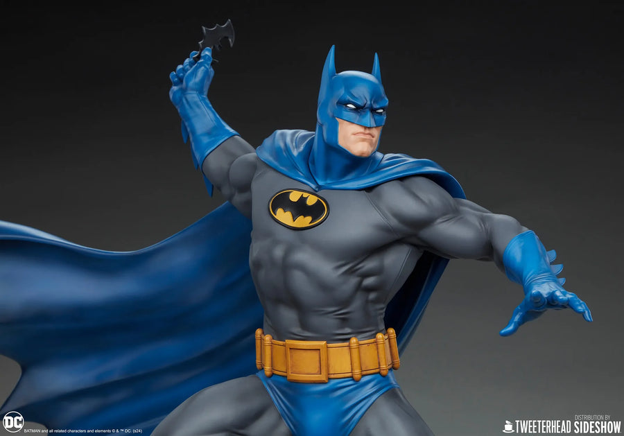Batman™ (Retro Edition) - LIMITED EDITION: 150 (Sixth Scale) – Tweeterhead – ActionFigure Brasil