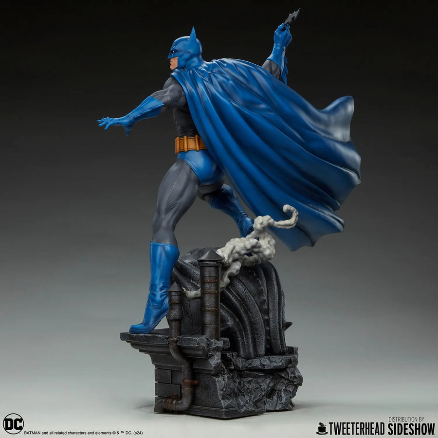 Batman™ (Retro Edition) - LIMITED EDITION: 150 (Sixth Scale) – Tweeterhead – ActionFigure Brasil