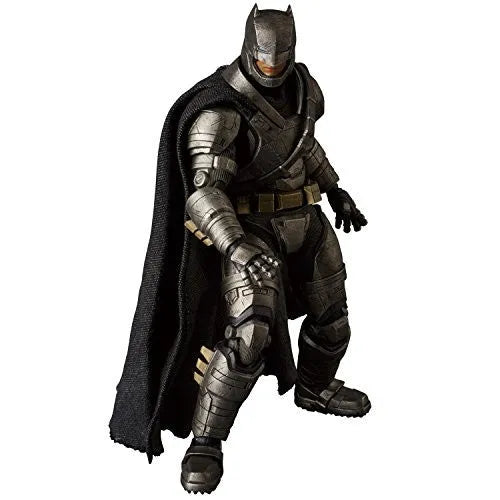 Batman v Superman: Dawn of Justice - Batman - Mafex No.023 - Armored (Medicom Toy)ㅤ – Medicom Toy – ActionFigureBrasil