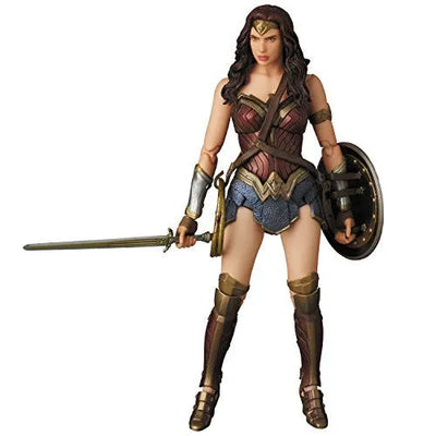 Batman v Superman: Dawn of Justice - Wonder Woman - Mafex No.024 (Medicom Toy)ㅤ – Medicom Toy – ActionFigureBrasil — com base expositora