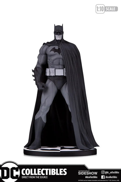 Batman (Version 3) - LIMITED EDITION: 5000 – DC Direct – ActionFigure Brasil