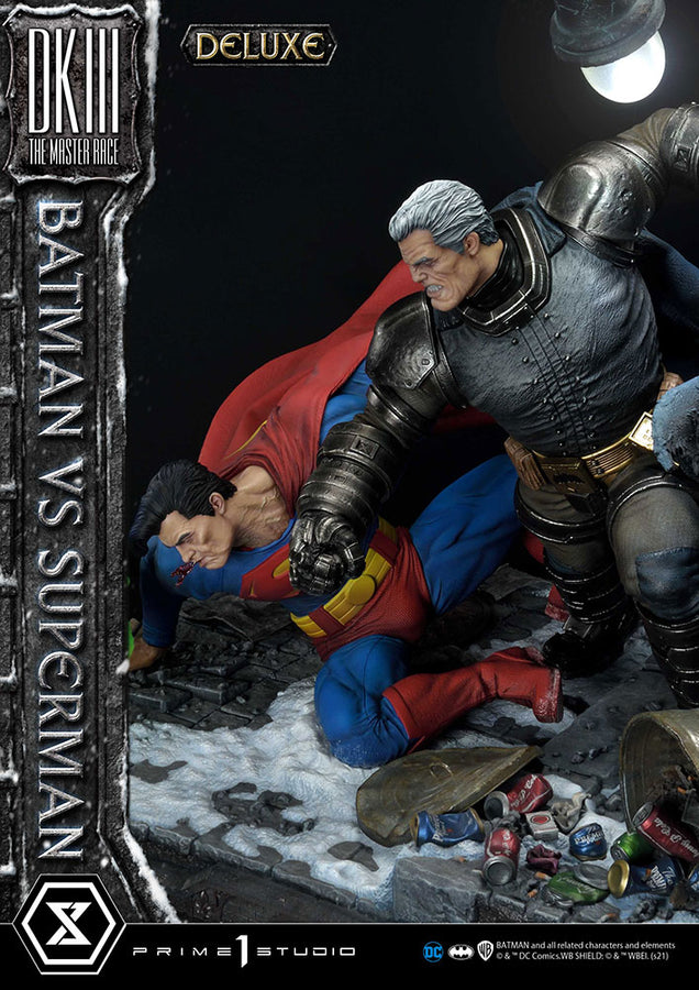Batman Versus Superman (Deluxe Version)