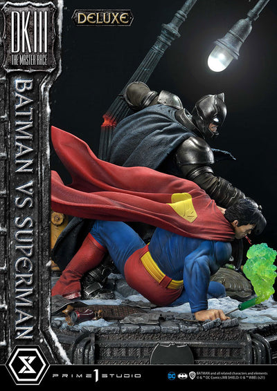 Batman Versus Superman (Deluxe Version)