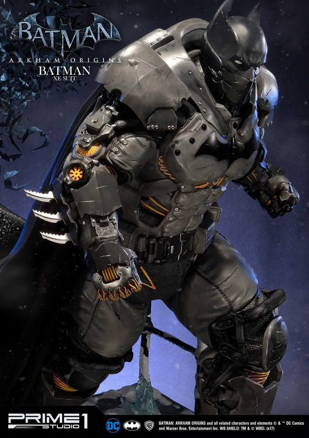 Batman (XE Suit Edition) Batman: Arkham Origins – Prime1Studio – ActionFigure Brasil