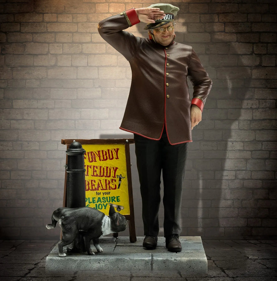 Benny Hill - LIMITED EDITION: TBD – Infinite Statue – ActionFigure Brasil