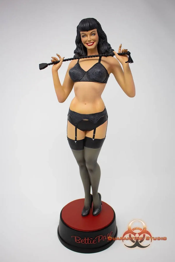 Bettie Page – Quarantine Studio – ActionFigure Brasil