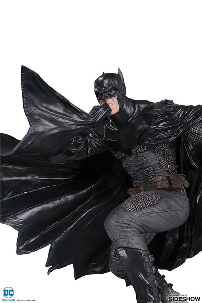 Black Label Batman – DC Direct – ActionFigure Brasil — ambientada
