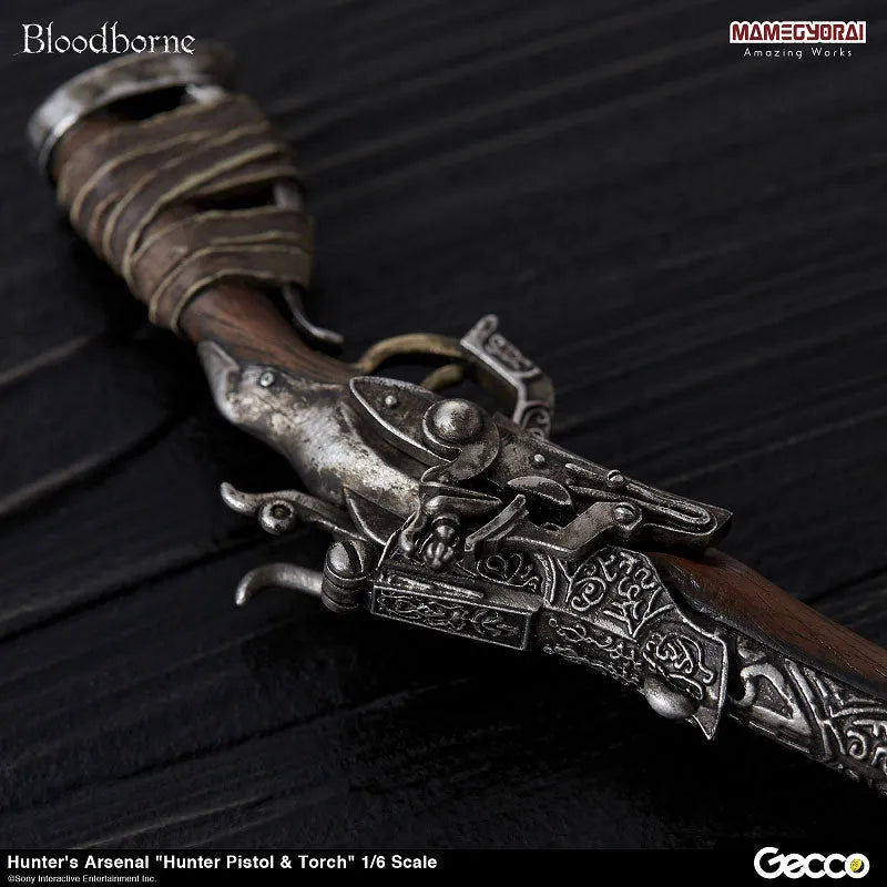 Bloodborne - Hunter's Arsenal: Hunter Pistol & Torch 1/6 Scale Weaponㅤ – Gecco – ActionFigureBrasil