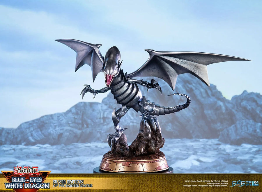 Blue-Eyes White Dragon (Silver Variant) (Silver) – First 4 Figures – ActionFigure Brasil