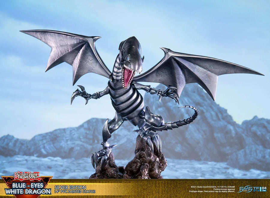 Blue-Eyes White Dragon (Silver Variant) (Silver) – First 4 Figures – ActionFigure Brasil