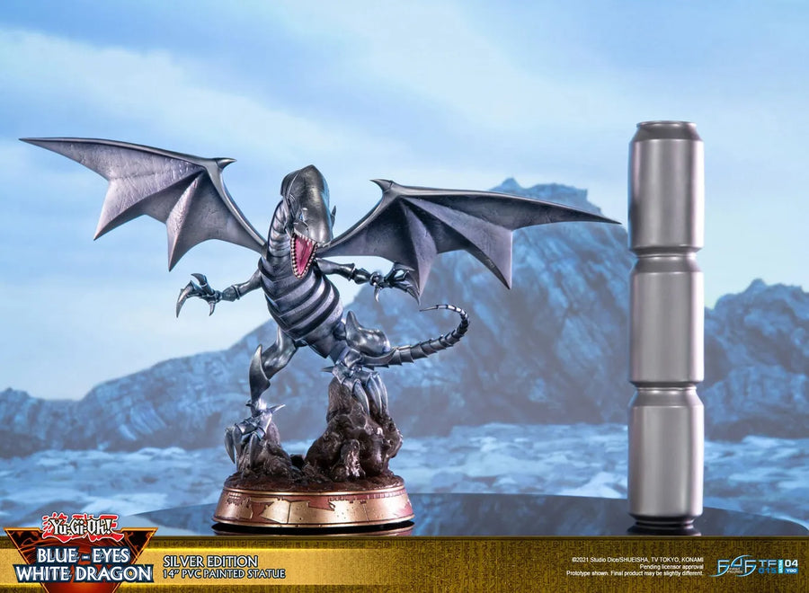 Blue-Eyes White Dragon (Silver Variant) (Silver) – First 4 Figures – ActionFigure Brasil