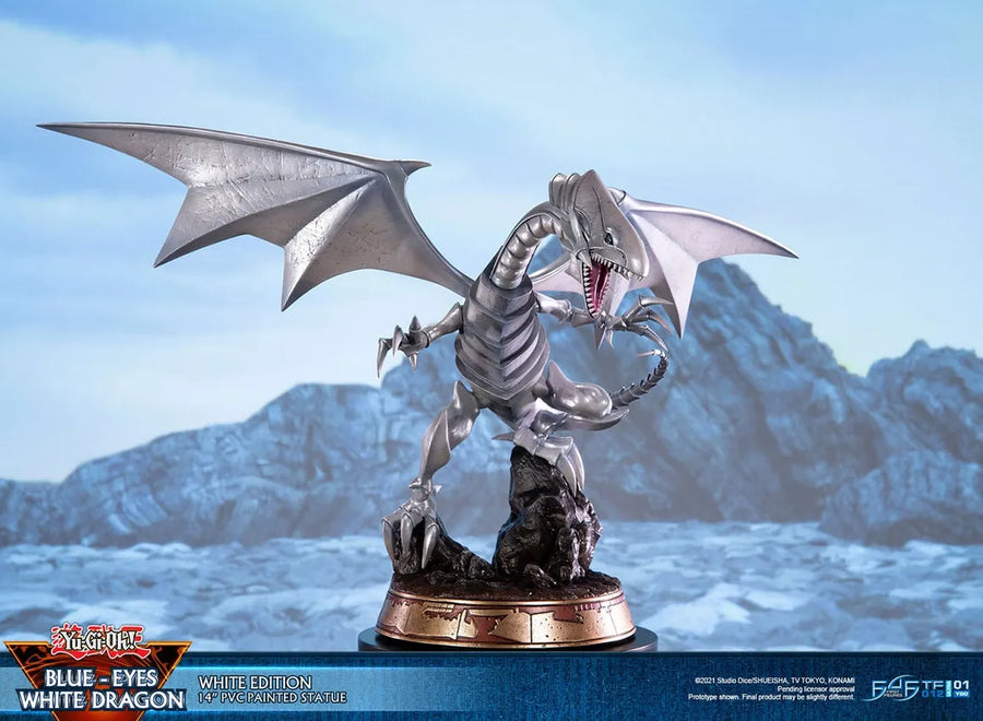 Blue-Eyes White Dragon (White Variant) (White) – First 4 Figures – ActionFigure Brasil