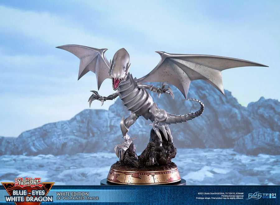 Blue-Eyes White Dragon (White Variant) (White) – First 4 Figures – ActionFigure Brasil