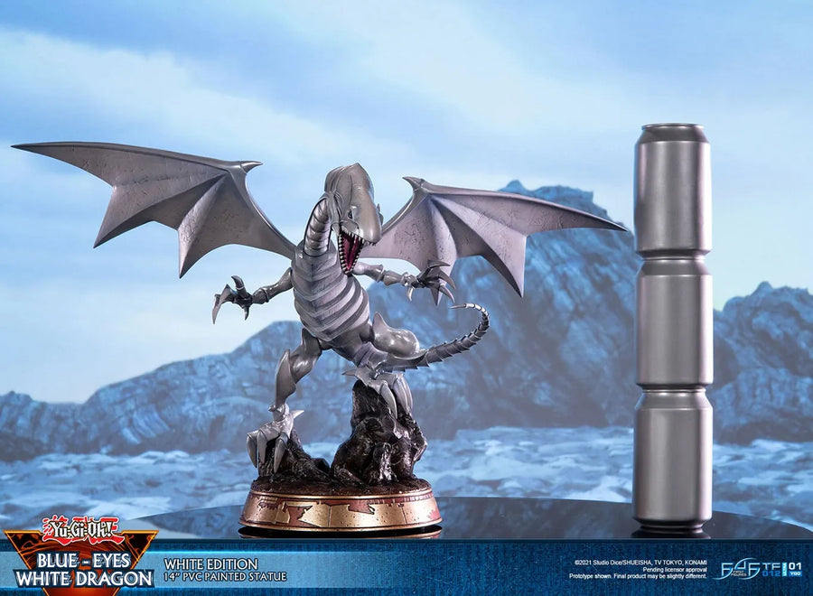Blue-Eyes White Dragon (White Variant) (White) – First 4 Figures – ActionFigure Brasil