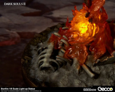 Bonfire Light-Up – Gecco Co. – ActionFigure Brasil — acessórios