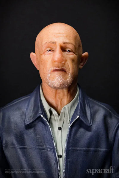 Breaking Bad - Mike Ehrmantraut 1/4 Statueㅤ – supacraft – ActionFigureBrasil — ambientada
