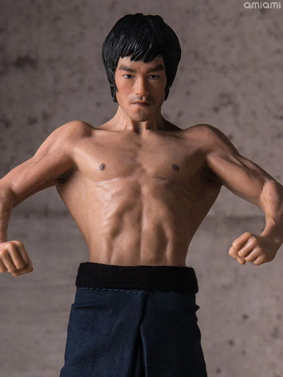 Bruce Lee 1/12 Scale Premium Figureㅤ – Storm Collectibles – ActionFigureBrasil — iluminação de estúdio