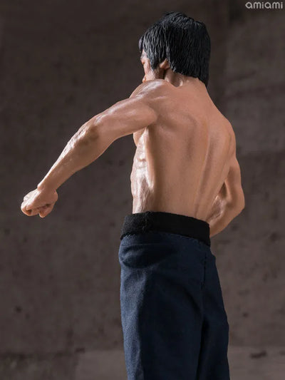 Bruce Lee 1/12 Scale Premium Figureㅤ – Storm Collectibles – ActionFigureBrasil — embalagem