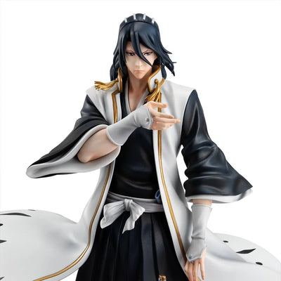 Byakuya Kuchiki – MegaHouse – ActionFigure Brasil — close