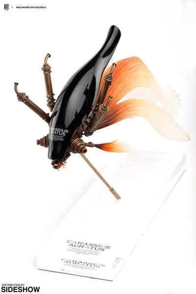 Carassius Auratus Large (Black) - LIMITED EDITION: 300 – Manas SUM – ActionFigure Brasil — close