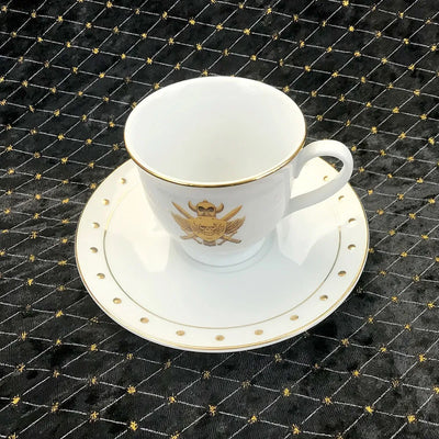 Castle Grayskull Crest Porcelain Cup & Saucer Set – Factory Entertainment – ActionFigure Brasil — ambientada