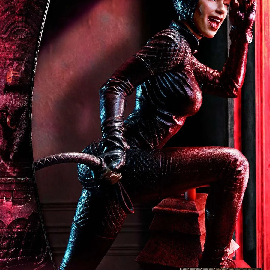 Catwoman (Deluxe Version) Batman (Comics) – Prime1Studio – ActionFigure Brasil