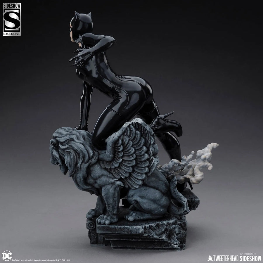 Catwoman - LIMITED EDITION: 150 (Quarter Scale) – Tweeterhead – ActionFigure Brasil