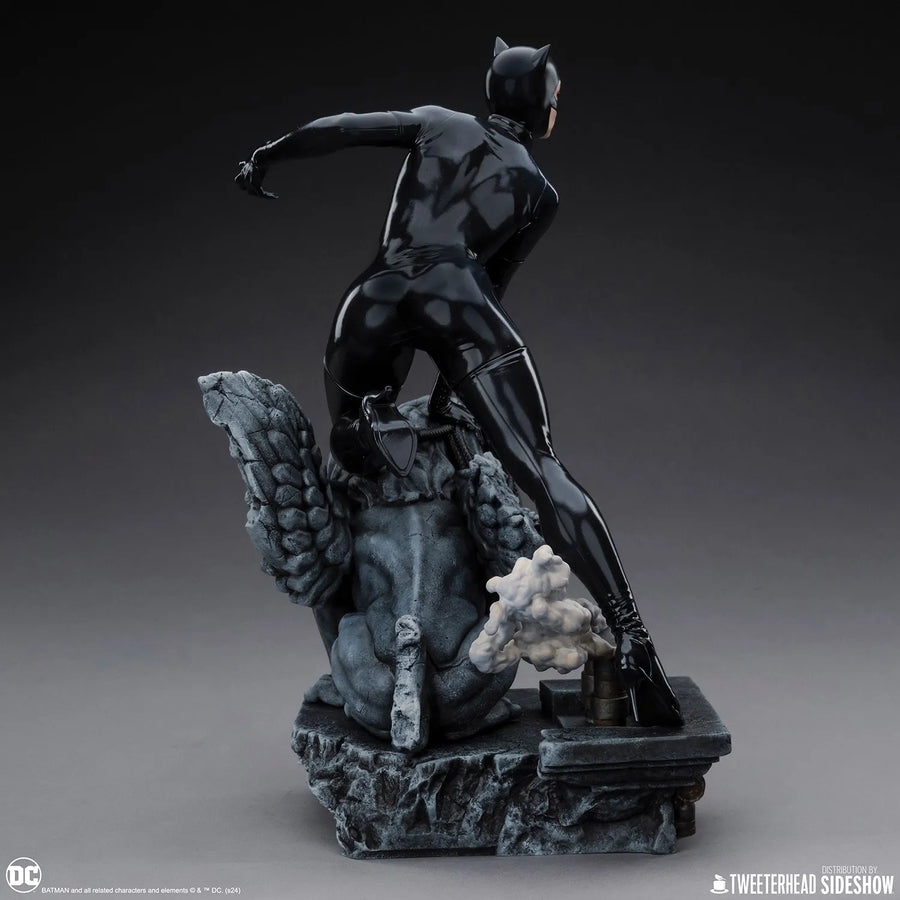 Catwoman - LIMITED EDITION: 150 (Sixth Scale) – Tweeterhead – ActionFigure Brasil