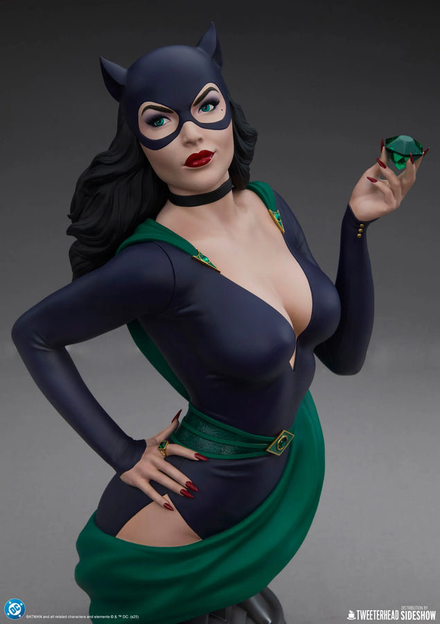 Catwoman - LIMITED EDITION: TBD – Tweeterhead – ActionFigure Brasil