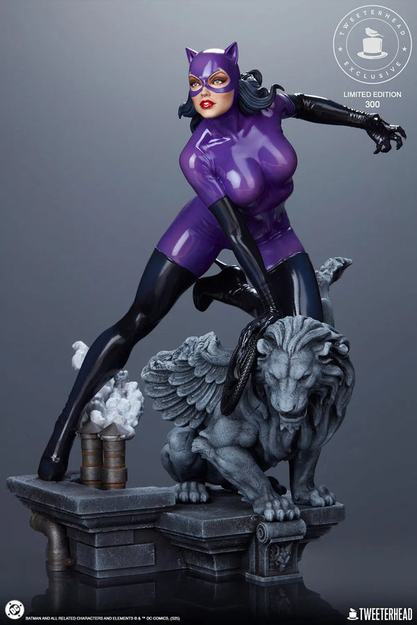 Catwoman (Purple Edition) - LIMITED EDITION: 150 (Variant - Sixth Scale) – Tweeterhead – ActionFigure Brasil