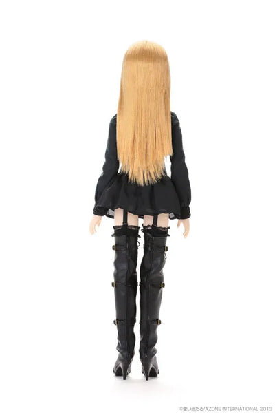 Cecily / Fear of Darkness III Complete Dollㅤ – Azone International – ActionFigureBrasil — ambientada