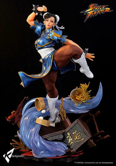 Chun Li - The Strongest Woman in The World - LIMITED EDITION: 450 – Kinetiquettes – ActionFigure Brasil — detalhe do produto