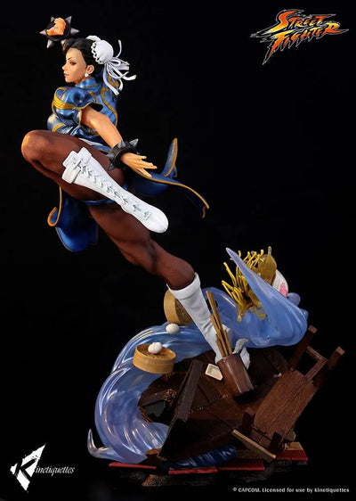 Chun Li - The Strongest Woman in The World - LIMITED EDITION: 450 – Kinetiquettes – ActionFigure Brasil — ângulo diferente