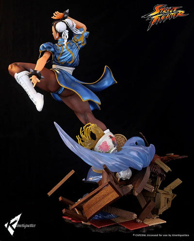 Chun Li - The Strongest Woman in The World - LIMITED EDITION: 450 – Kinetiquettes – ActionFigure Brasil — detalhe do produto