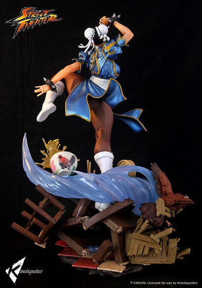 Chun Li - The Strongest Woman in The World - LIMITED EDITION: 450 – Kinetiquettes – ActionFigure Brasil — close