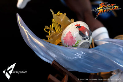 Chun Li - The Strongest Woman in The World - LIMITED EDITION: 450 – Kinetiquettes – ActionFigure Brasil — ângulo diferente