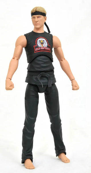 Cobra Kai / Johnny Lawrence Action Figure Eagle Fang verㅤ – Diamond Select Toys – ActionFigureBrasil — ângulo diferente
