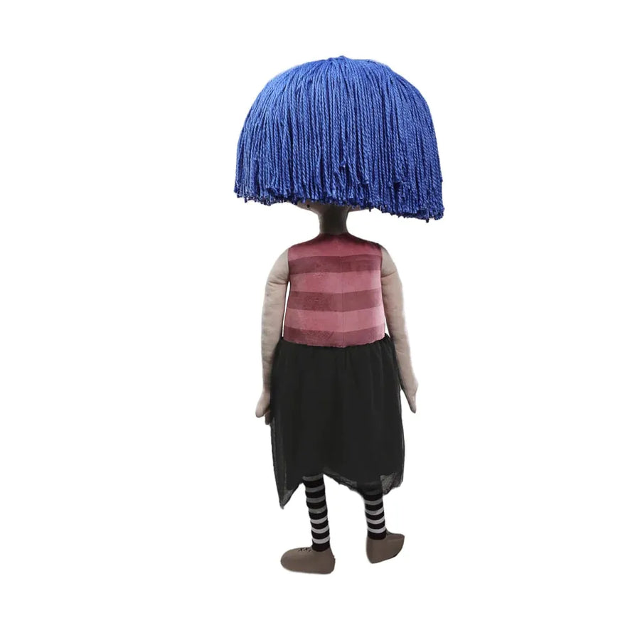 Coraline with Button Eyes Life-Size Plush – Kidrobot – ActionFigure Brasil