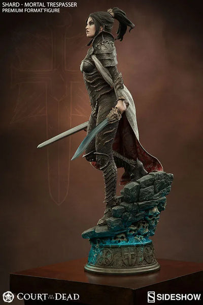 Court of the Dead - Premium Format Figure: Shard/Mortal Trespasserㅤ – Sideshow Collectibles – ActionFigureBrasil — acessórios
