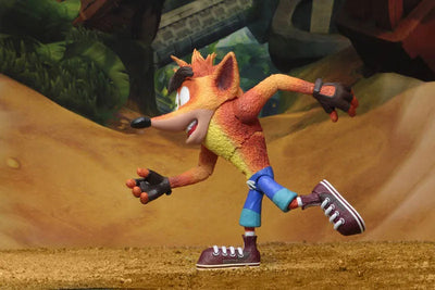 Crash Bandicoot - Crash Bandicoot 5.5 Inch Action Figureㅤ – NECA – ActionFigureBrasil — com base expositora