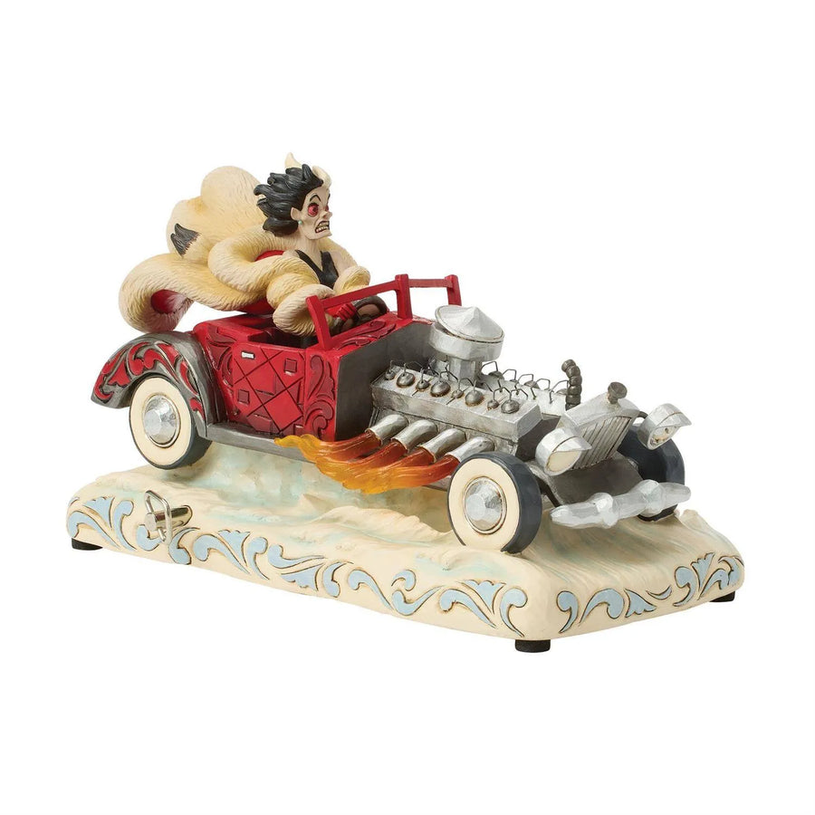 Cruella in Car Scene – Enesco, LLC – ActionFigure Brasil