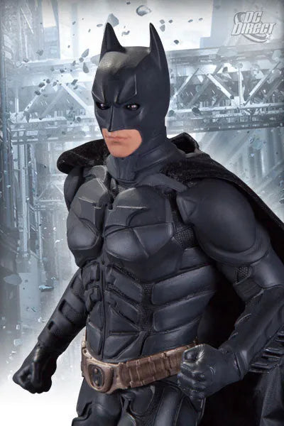 Dark Knight Rising 1/6 Icon Statue - Batmanㅤ – DC Direct – ActionFigureBrasil