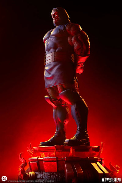 Darkseid - LIMITED EDITION: TBD – Tweeterhead – ActionFigure Brasil