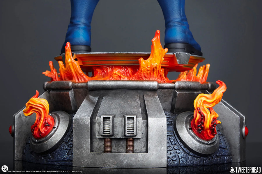 Darkseid - LIMITED EDITION: TBD – Tweeterhead – ActionFigure Brasil