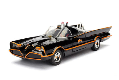 "DC Comics" 1/24 Diecast Vehicle Batmobile & Batman & Robin "Batman 1966 TV Series"ㅤ – Jada Toys – ActionFigureBrasil — ângulo diferente