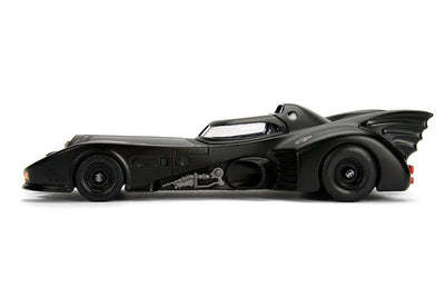 "DC Comics" 1/24 Scale, Diecast Vehicle Batmobile & Batman [Movie "Batman"]ㅤ – Jada Toys – ActionFigureBrasil — close