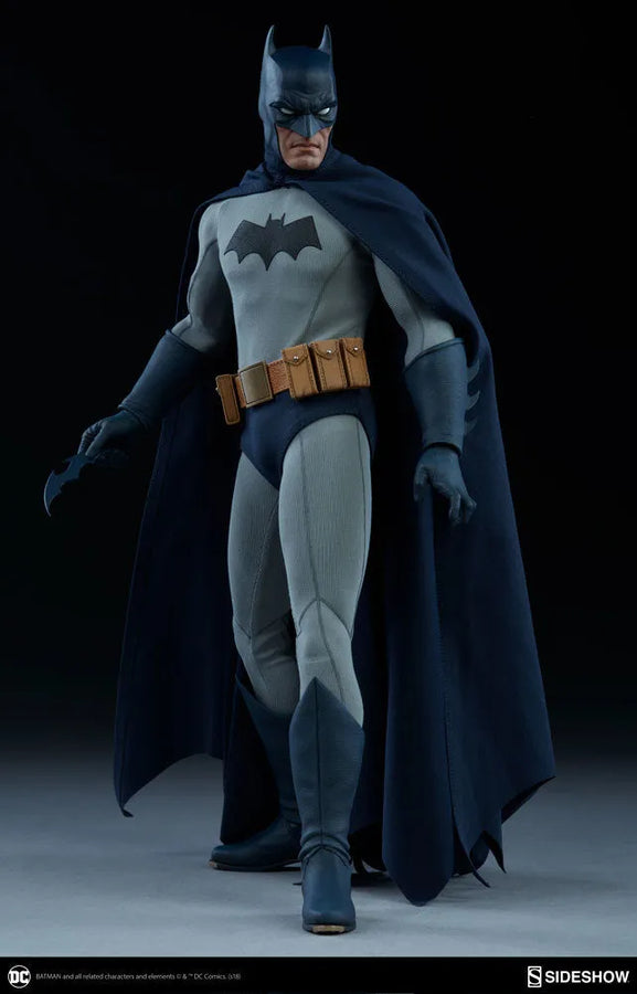 DC Comics - 1/6 Scale Figure: SideShow Sixth Scale Batman (Version 2)(Provisional Pre-order)ㅤ – Sideshow Collectibles – ActionFigureBrasil