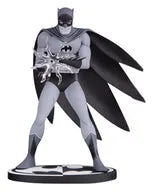 DC Comics - Black & White Batman By Jirou Kuwata(Provisional Pre-order)ㅤ – DC Collectibles – ActionFigureBrasil
